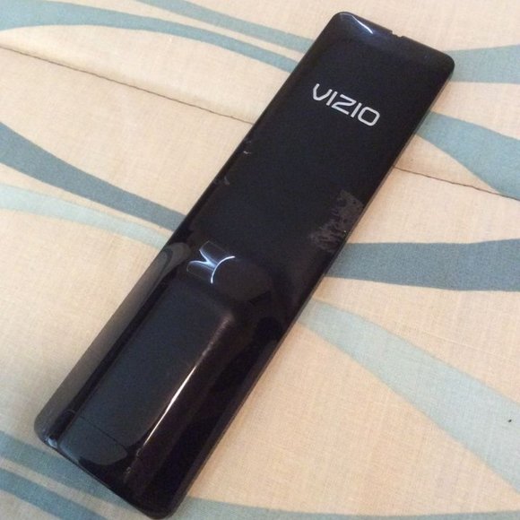 Vizio Tv 23-inch Led-Lcd - Picture 5 of 13